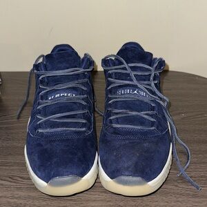 Nike Jordan 11 retro low Re2pect Derek Jetter 2018 sneakers.